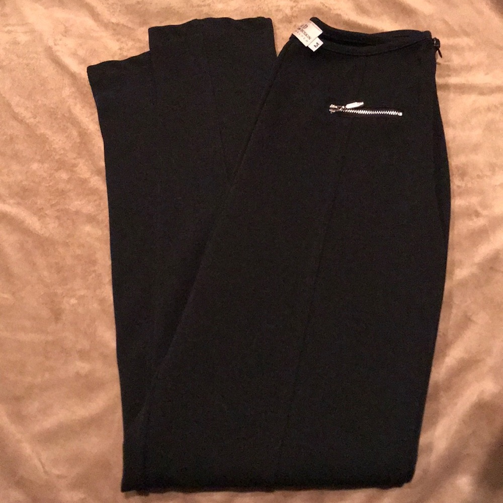 Cute Jeffrey Harper body action design black pants